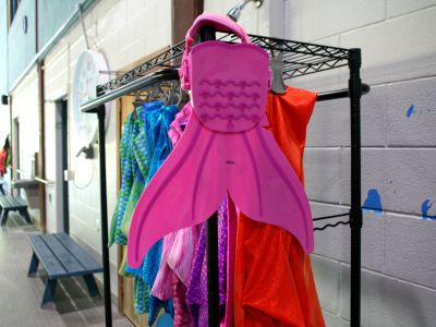 Lindsay, Recreational Complex - Mermaid Scuba Lessons