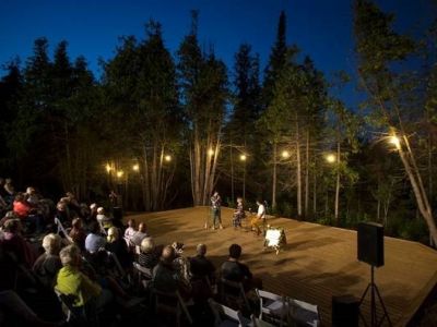 Lindsay - The Grove Theatre