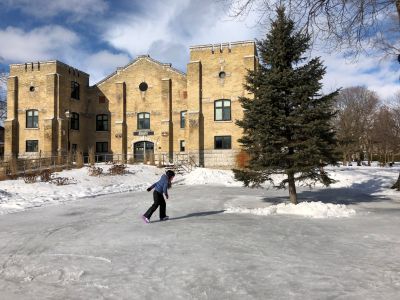Lindsay, Victoria Park - Outdoor ice rink