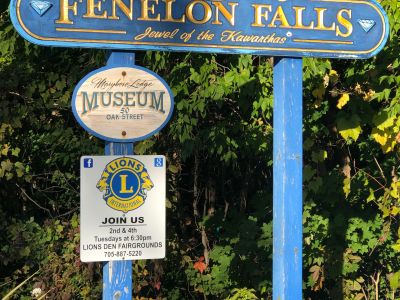 Fenelon Falls entrance sign